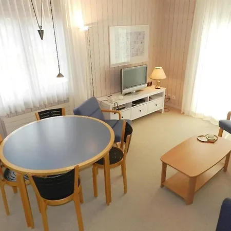 Apartment Suzanne Nr- 20 Appartement-fewo- Dusche Oder Bad- Wc 5-bettwohnung By Interhome Saanen